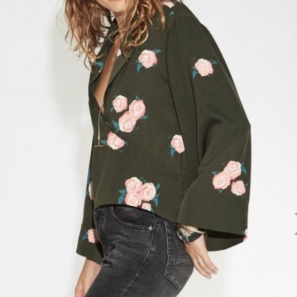 One Teaspoon Quartermaster Floral Kimono Sleeve Top - Picture 4 of 16